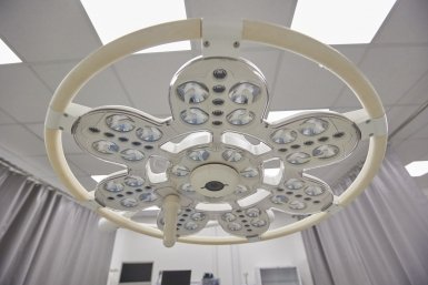 Депутат объяснил, как россиянам бесплатно получить высокотехнологичную медицинскую помощь Дмитрий Осипчук, ИА PrimaMedia.ru