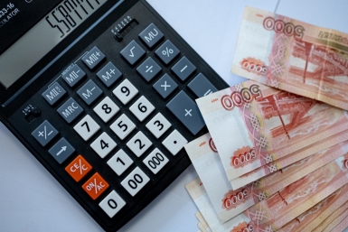 Статистика уверяет, что в России стало больше людей с зарплатой выше 100 тысяч рублей Илья Табаченко