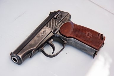 Пистолет, оружие Илья Аверьянов, ИА PrimaMedia.ru