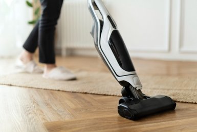 Шумная уборка вечером грозит россиянам штрафом freepik.com