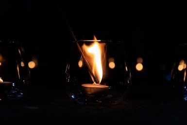 Свеча памяти Евгений  Кулешов, ИА PrimaMedia.ru