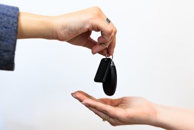 продажа авто, кредит Яна Гайдук, ИА PrimaMedia