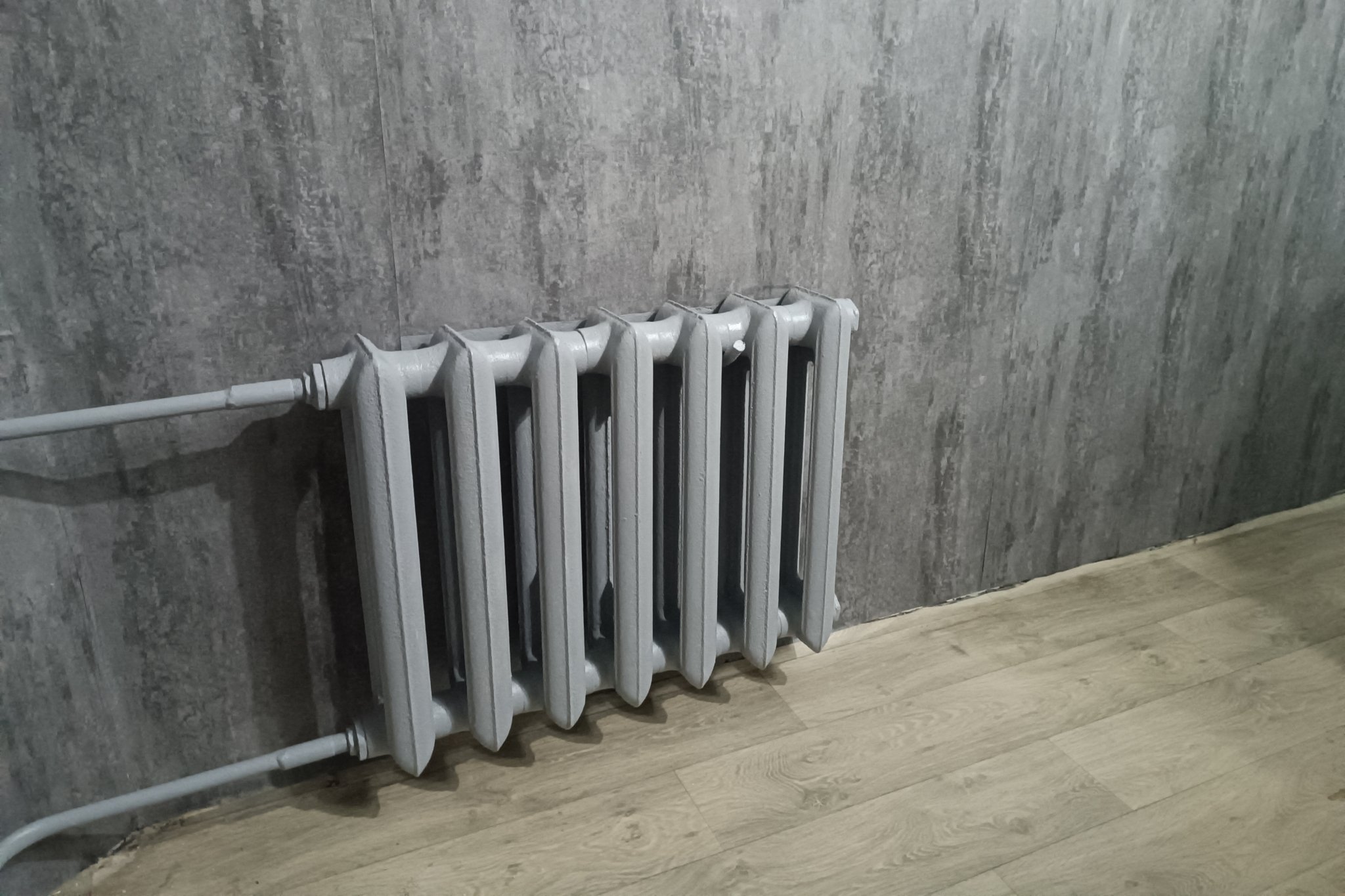 батарея, радиатор, отопление, коммуналка, коммунальные услуги Рукомеда Е. М., ИА EAOMedia.ru