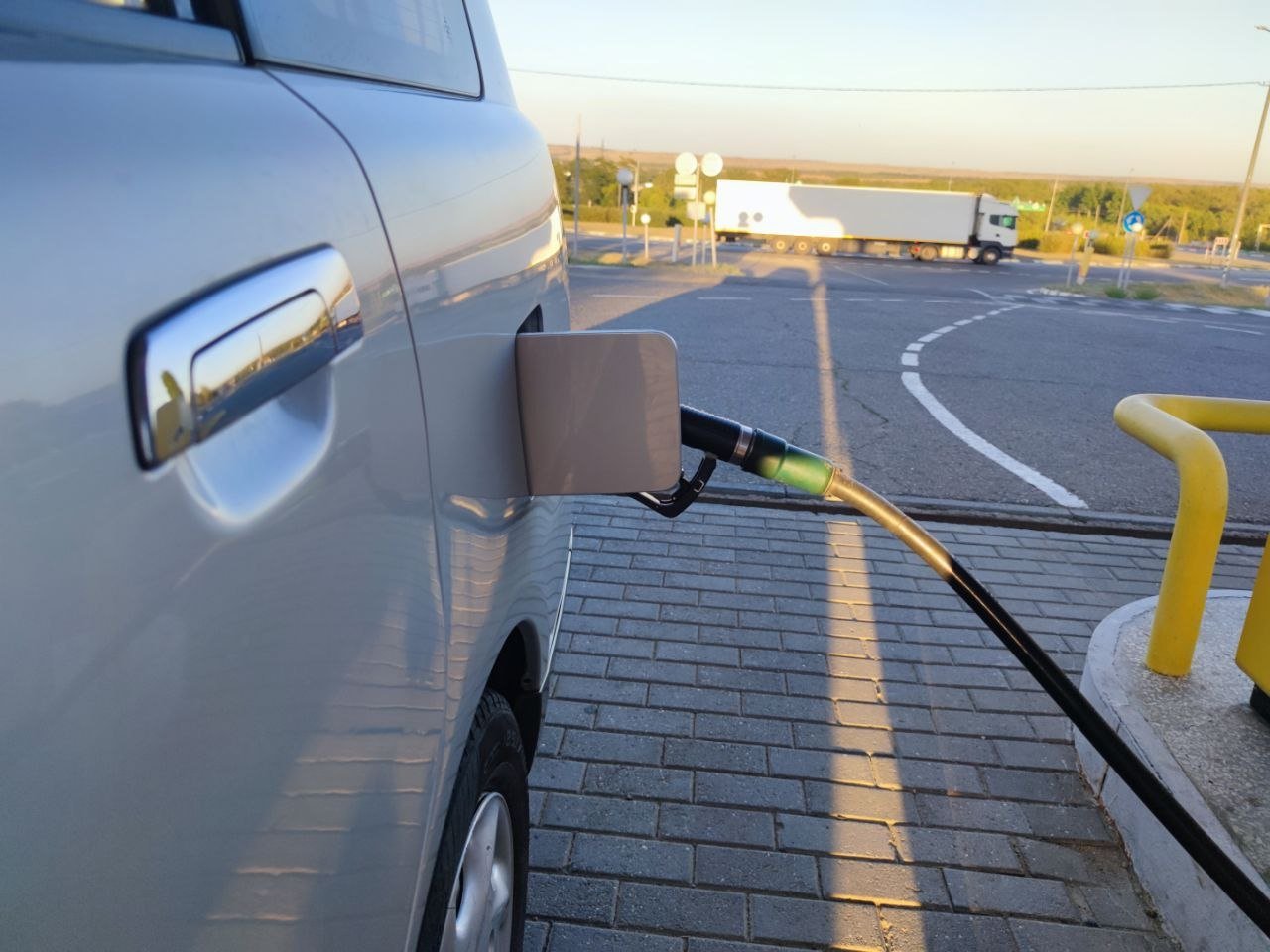 Заправка, топливо, АЗС, бензин Елена Гиневская, ИА Stavropol.Media