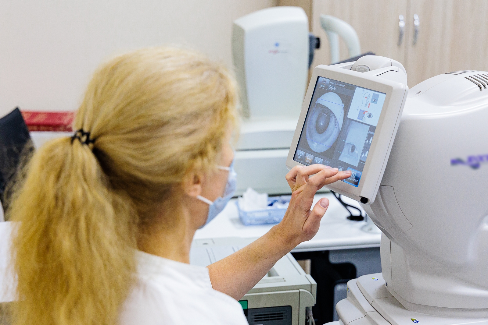 Россиянам напомнили о необходимости проверить зрение при ощущении песка в глазах Евгений Кулешов, ИА PrimaMedia