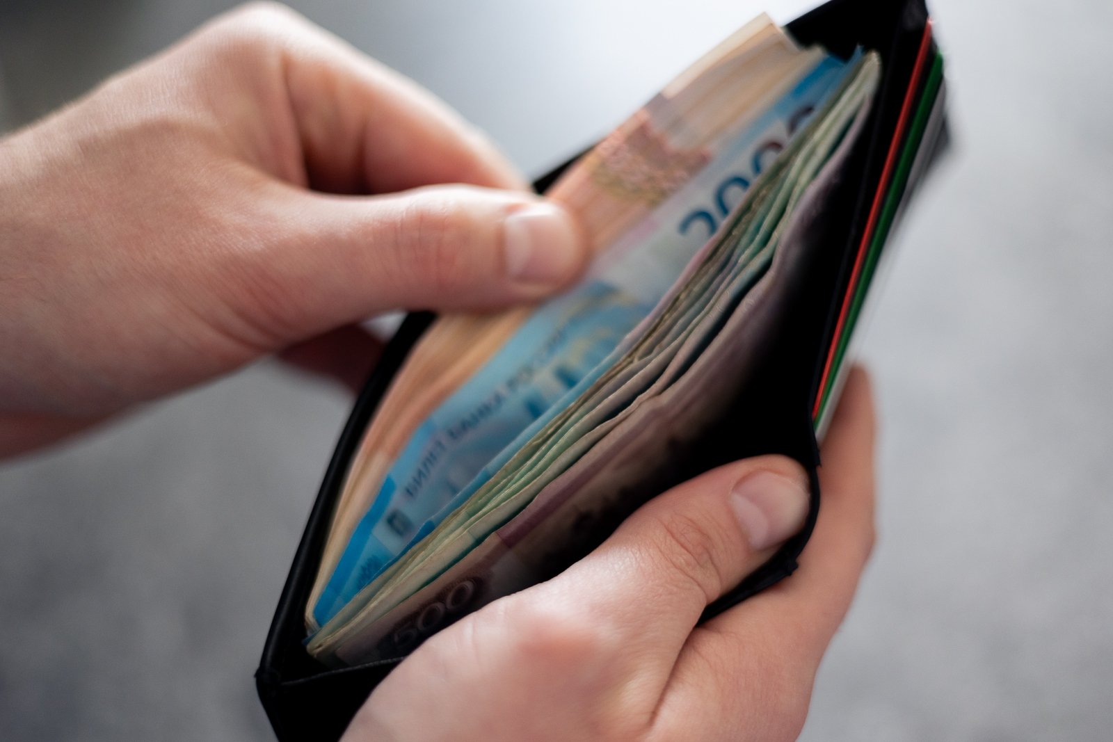 Россиянам назвали необычные способы экономии Илья Аверьянов, ИА PrimaMedia.ru