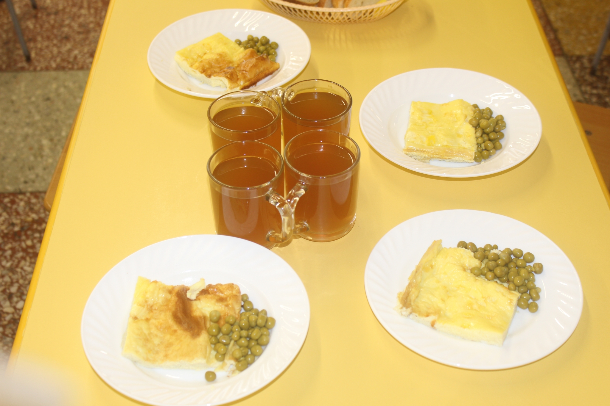 Роспотребнадзор удлинил перемены для питания в школах Анна Маринец, ИА UssurMedia