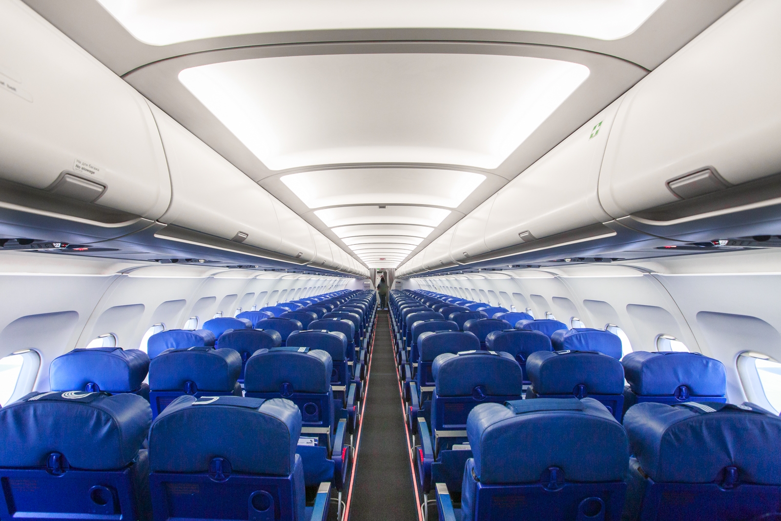 Более 8 тысяч туристов вывезут из ОАЭ и Омана 5 марта Илья Аверьянов, ИА PrimaMedia