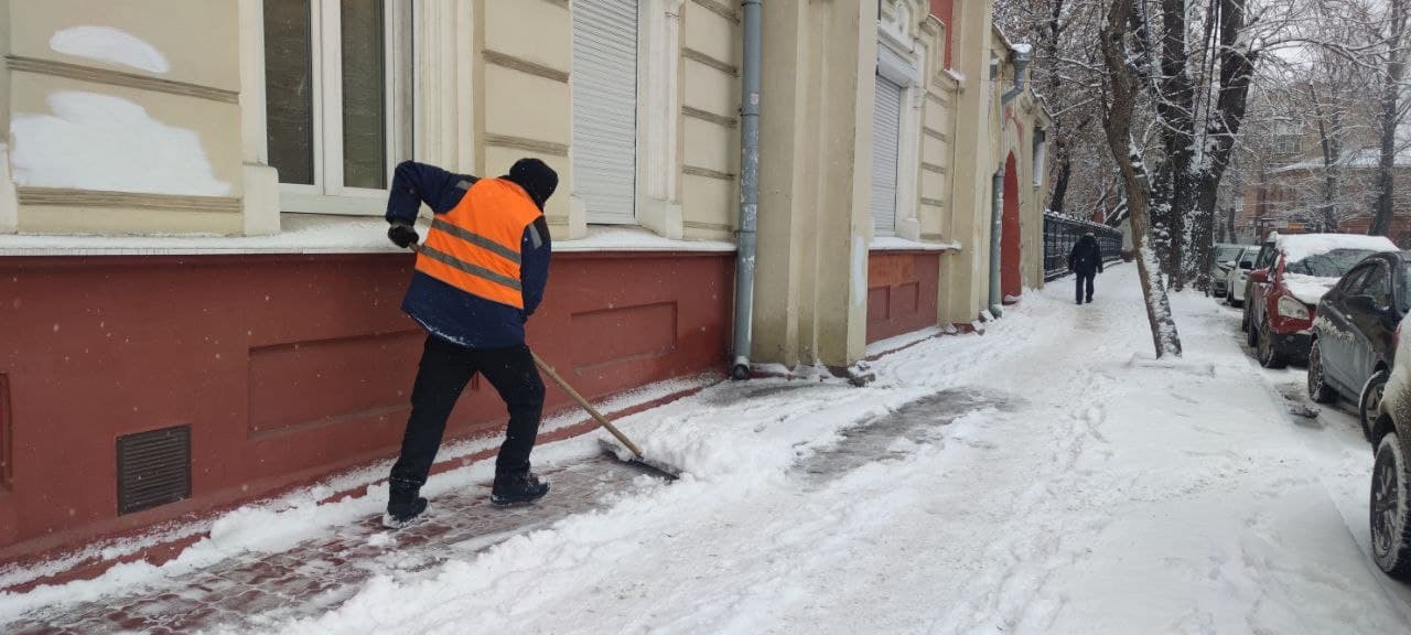 Дворник ИА IrkutskMedia