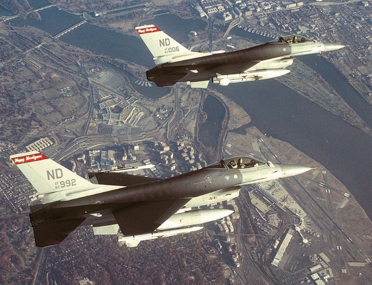 Истребители Пентагона commons.wikimedia.org