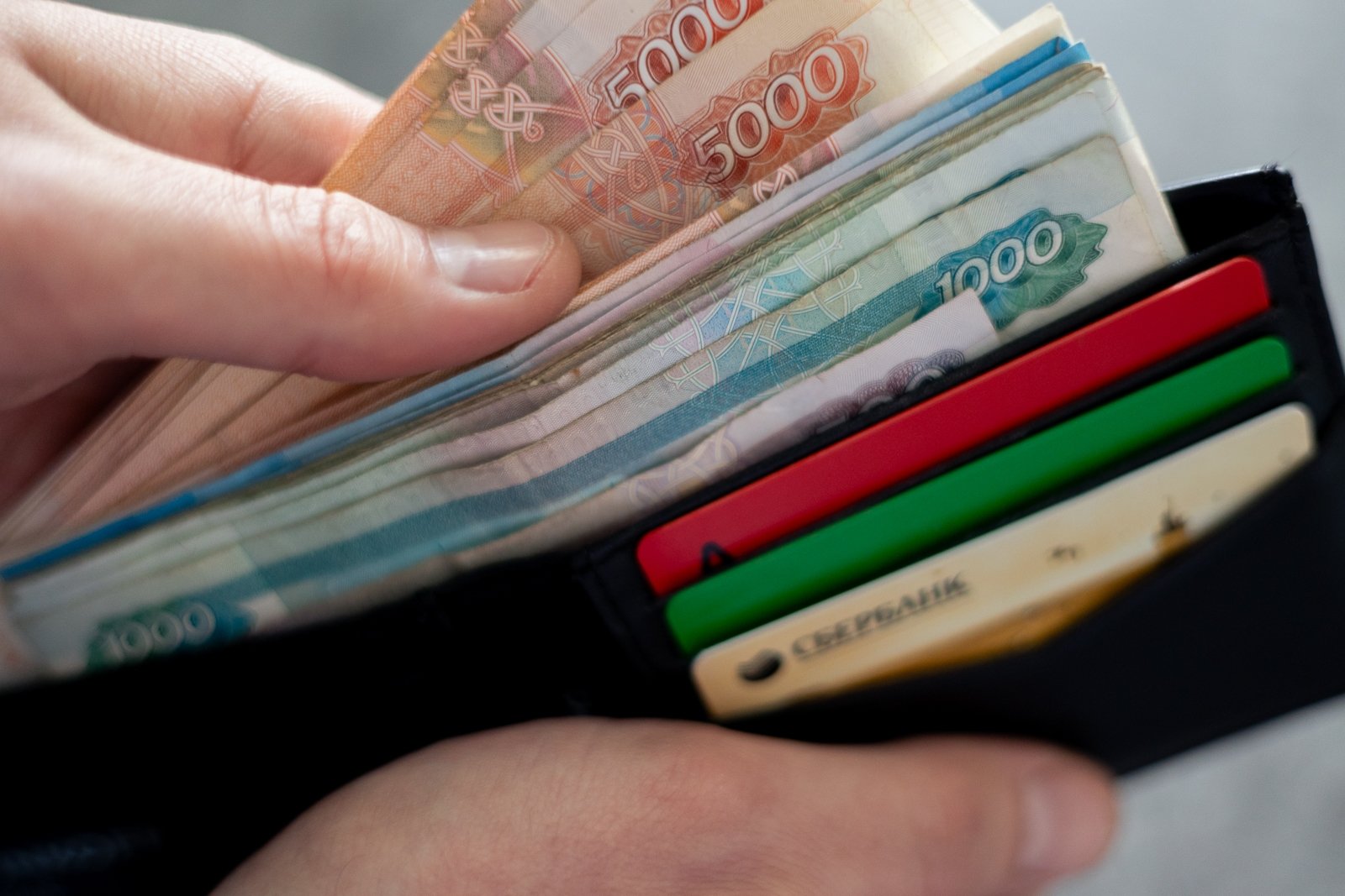 Россияне нашли лазейку, чтобы выжать из банков по максимуму Илья Аверьянов, ИА PrimaMedia.ru