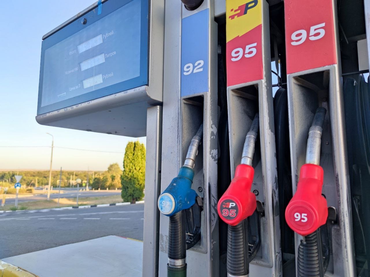 Заправщики на АЗС по закону не имеют права заливать бензин во что попало Елена Гиневская, ИА Stavropol.Media